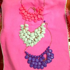 💝💙3-4-1 teardrop necklaces!